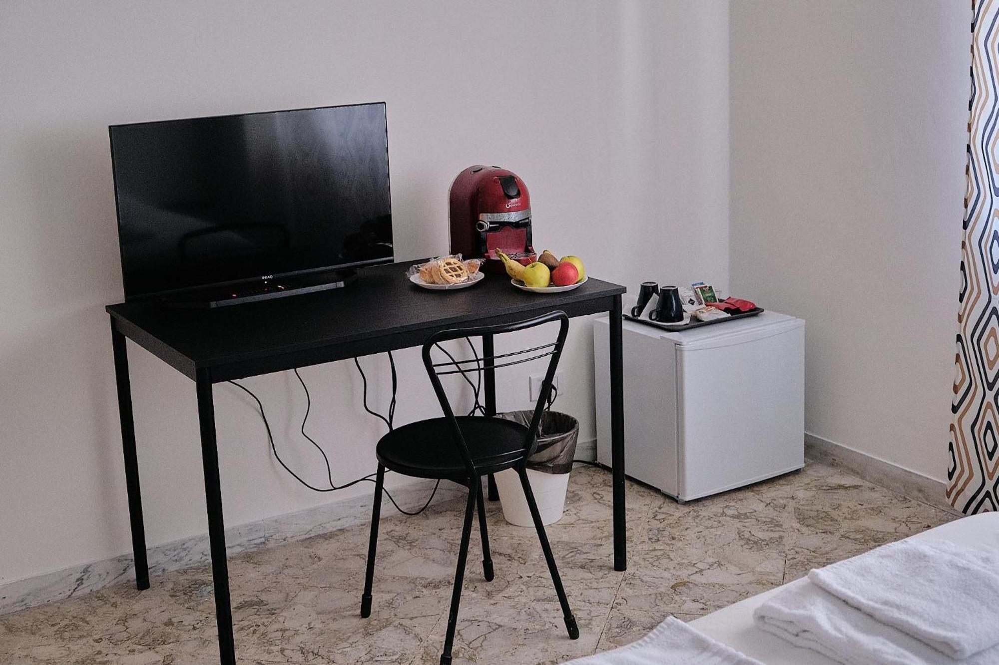 Kamila Guest House Bari Zimmer foto